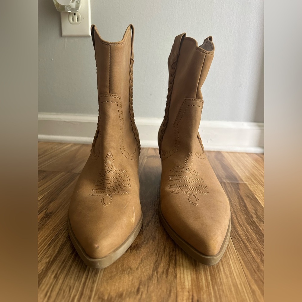 Dolce Vita Koolson Women’s Western Cowgirl lAnkle Boots in Camel Size 8.5 - Picture 2 of 12